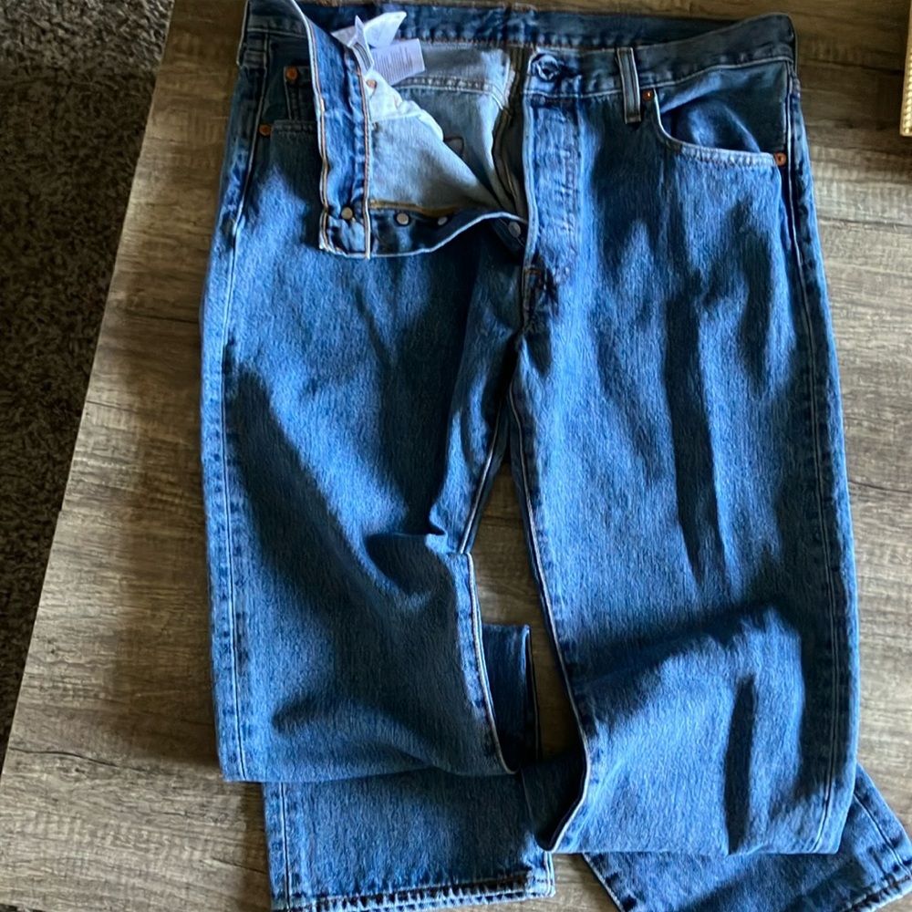 Levi's Classic Blue Straight Jeans